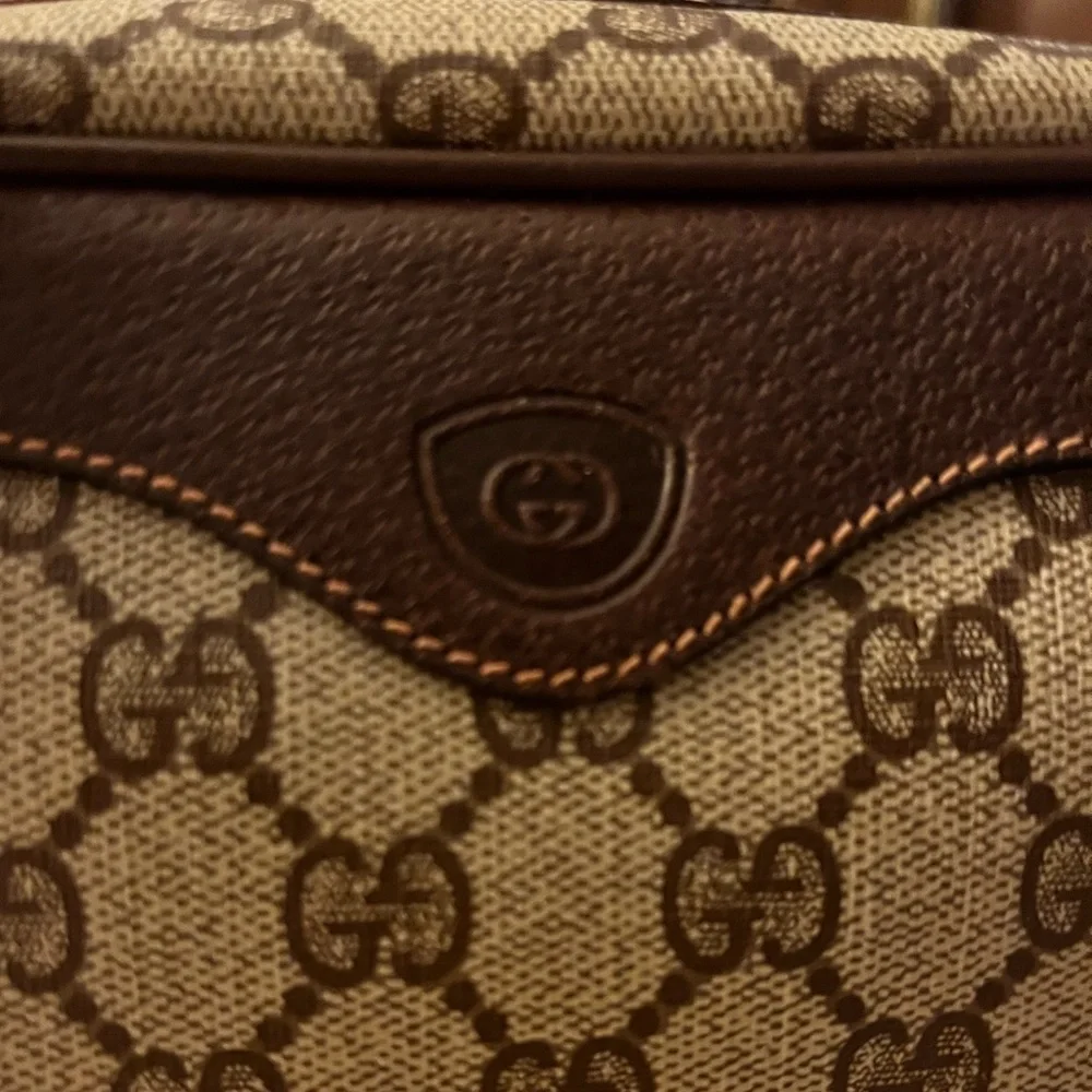 Vintage Gucci GG Supreme Cosmetic Clutch Accessory Collection Late 70s-Early 80s